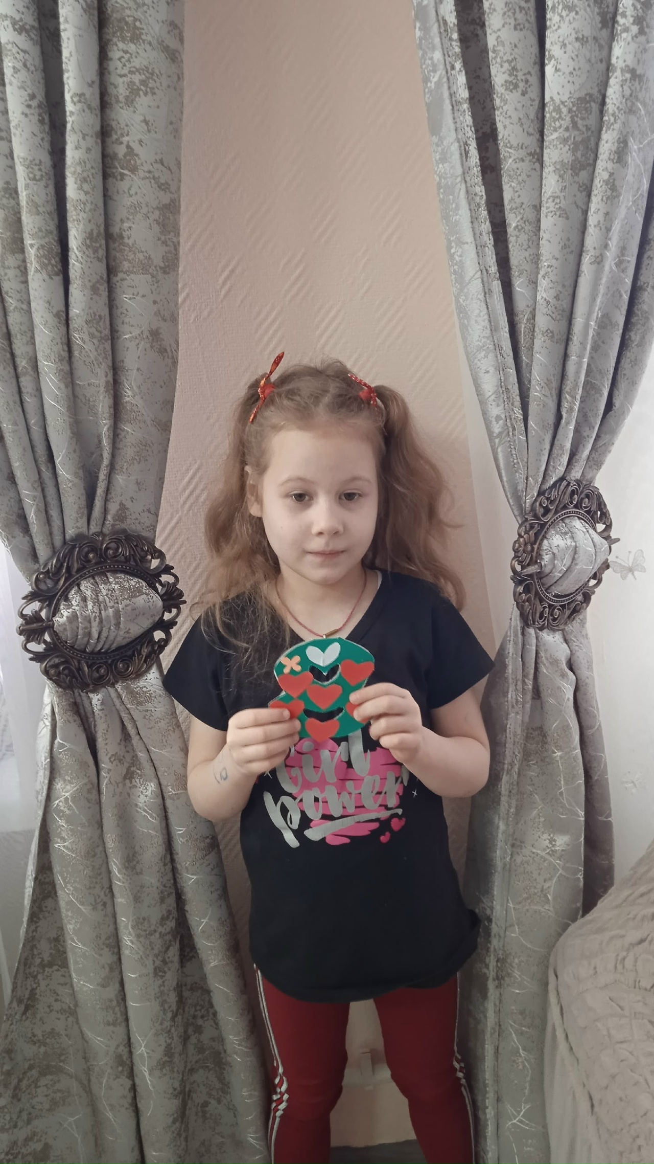 В клубе "Бумажные фантазии".