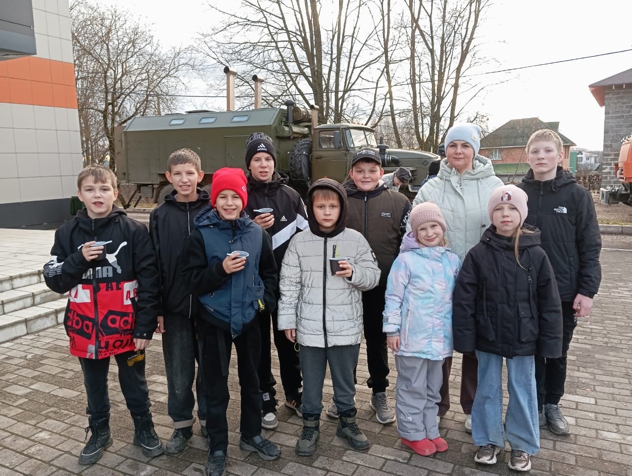 Приняли участие в районной патриотической акции "Позывной Победа"