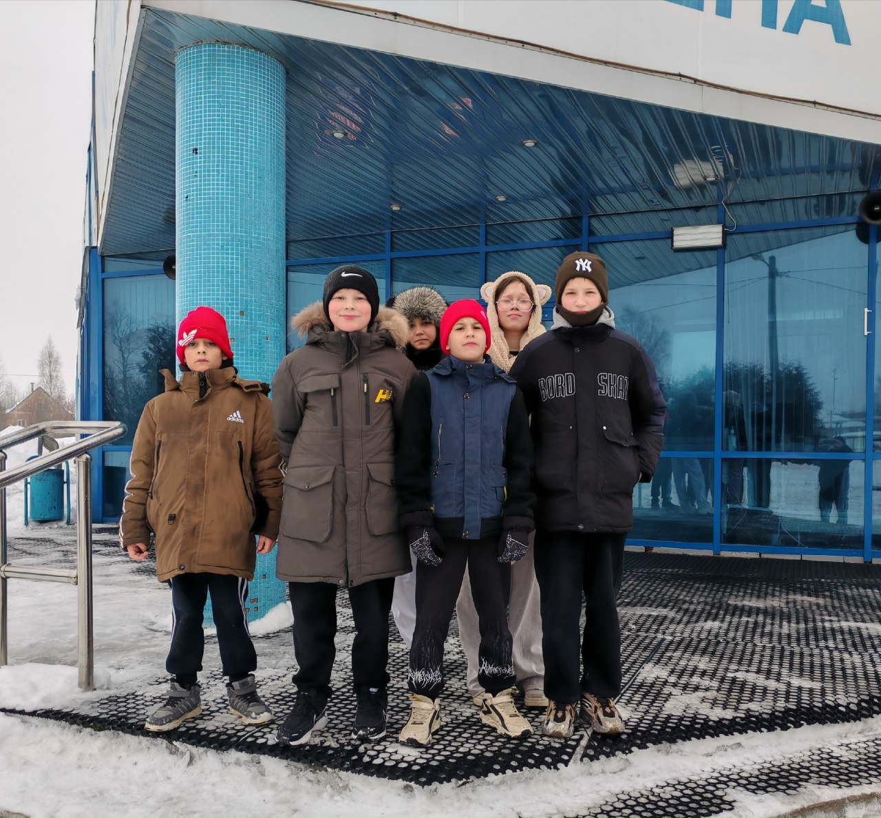 Альтаировцы посетили Ледовый дворец