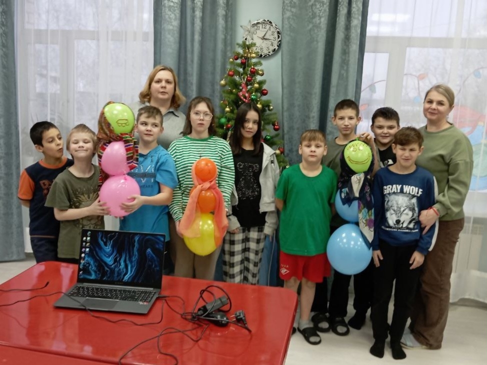 Праздничная программа  с сотрудником библиотеки Н.В. Онищенко